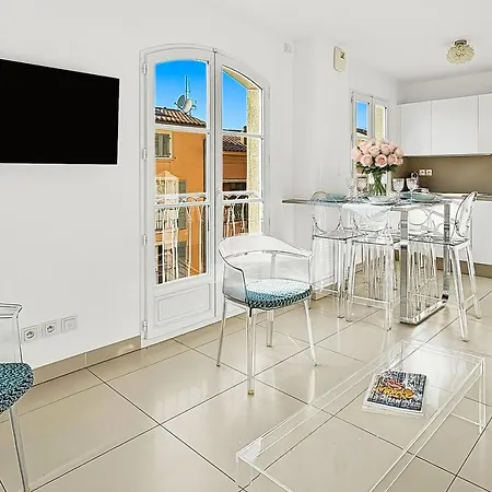 Appartement Lumineux & Design Avec Parking, Hypercentre