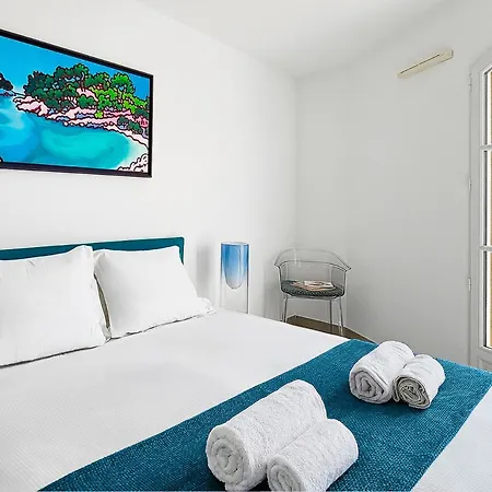 Lumineux & Design Avec Parking, Hypercentre Appartement *